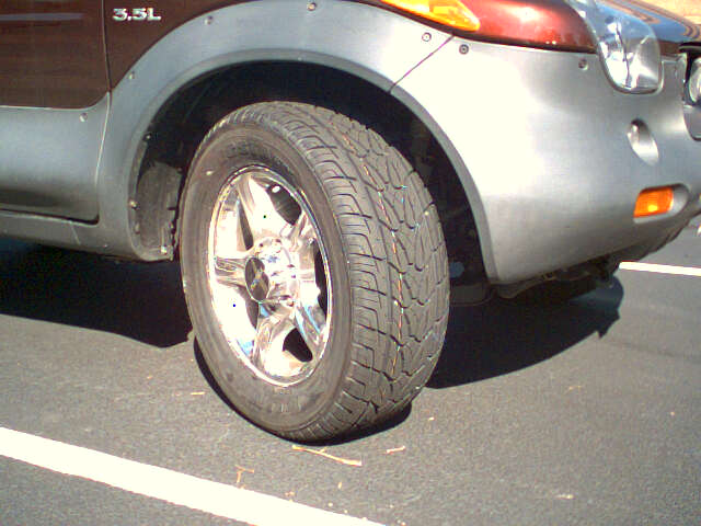 Kumho 265 60/18 Front