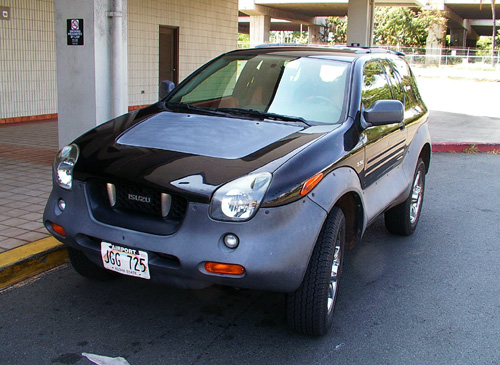 2000 Ebony Black front view