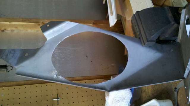 Rear speaker