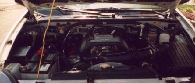 my_vehi-cross_engine_compartment