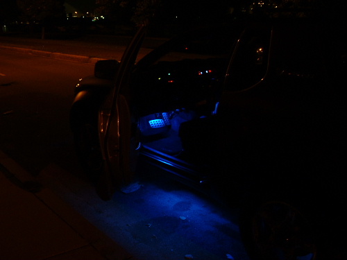 NEON-right