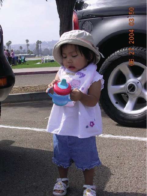 brina_with_water