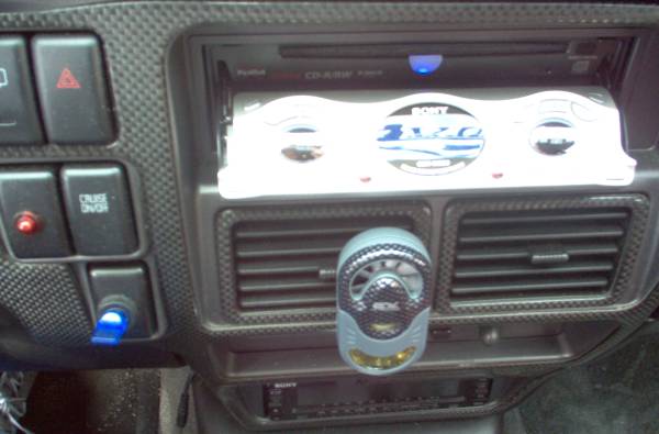 Sony CDX-M630