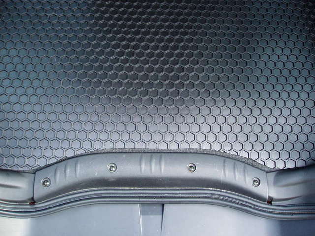 Hexomat Cargo Mat - Gate Fit