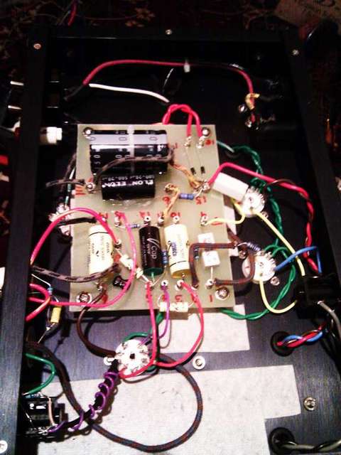 8 Watt Guitar Amp