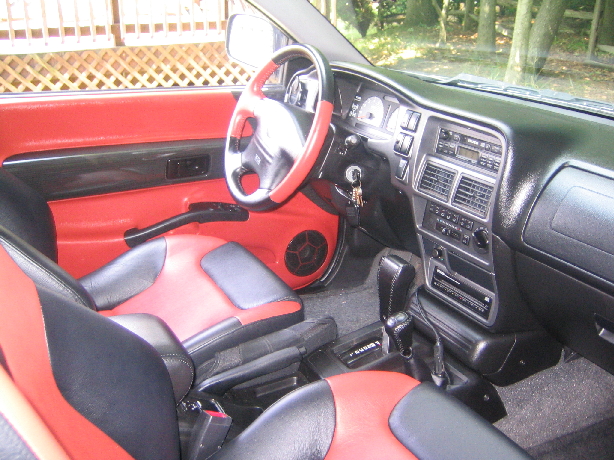 Blk/Red Interior