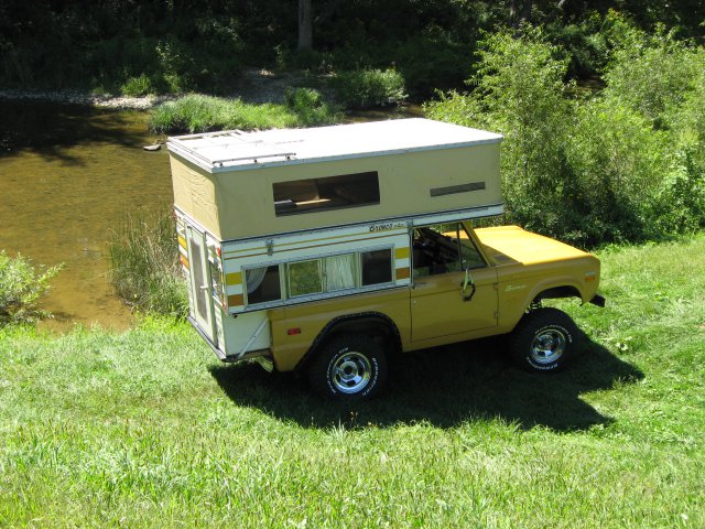 Camper bronco