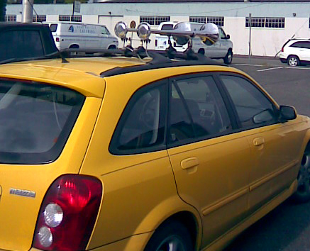 Mazda_air_horn2