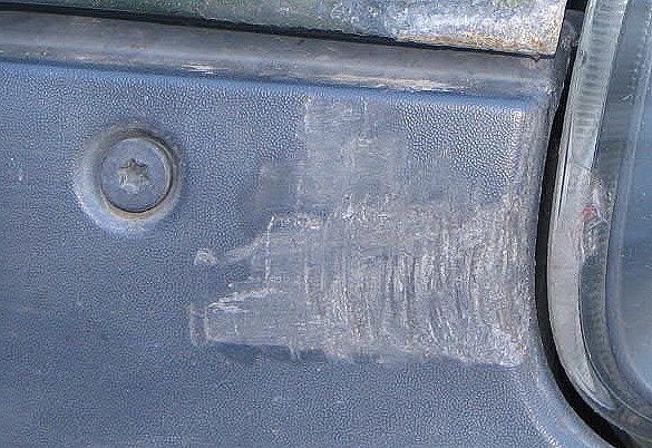 cladding_damage_close-up