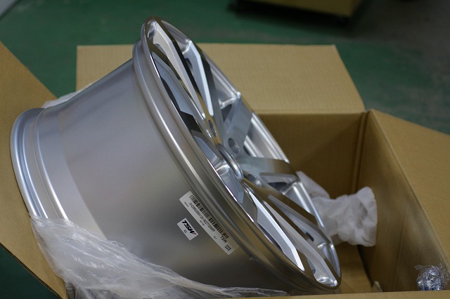 TSW Brooklands 18x8 rims 5x112 ET40