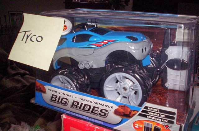 Tyco  1:32 Scale  R/C   Blue