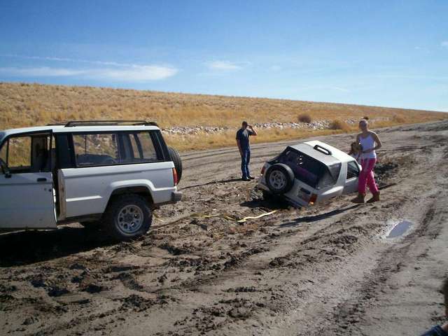 Trooper pulls Amigo