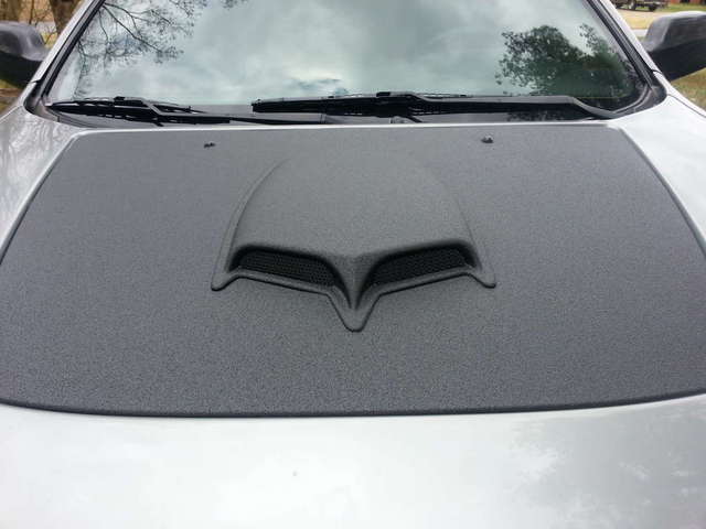 Line-X detailing on Vx