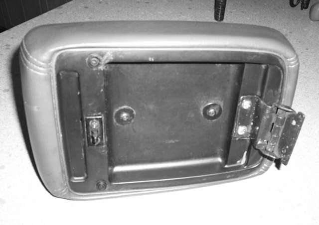Armrest3