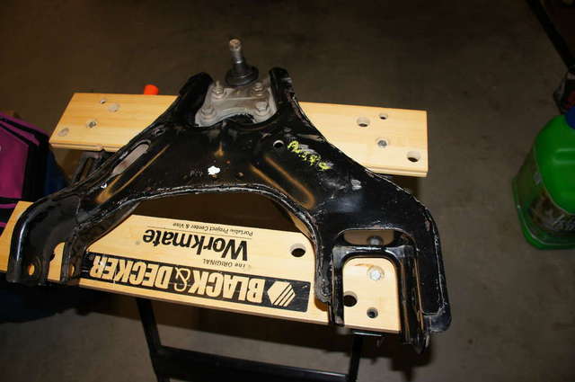 Lower control arm - Driver side- from '97 Rodeo
