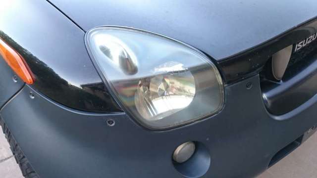 Passenger Side Headlight Close