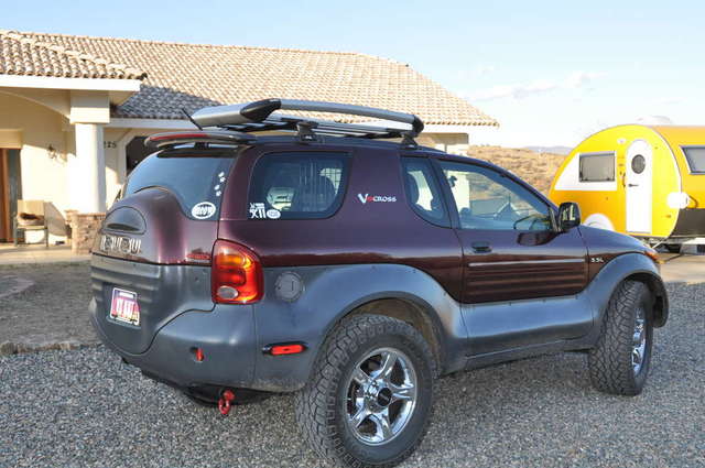 Thule 695 ROOF RACK on Foxfire
