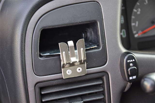 CB installed on left side
