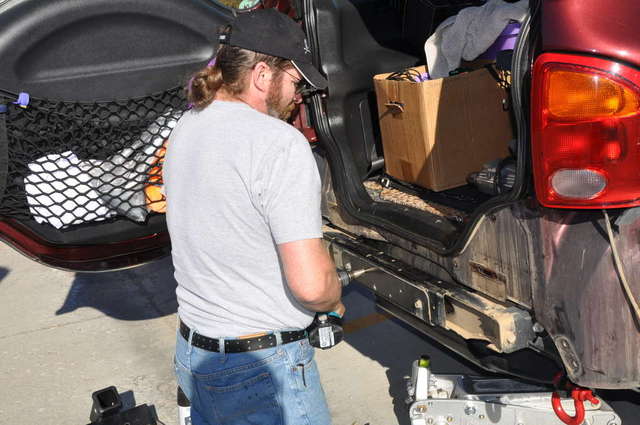 Installing Tone style hitch