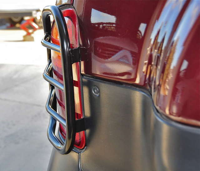 CUSTOM TAIL LIGHT GUARDS
