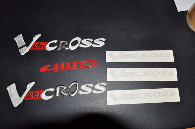 Used B-pillar badges