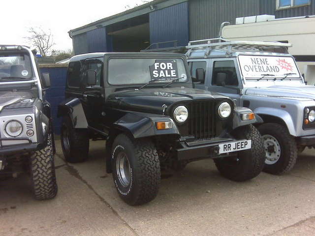 Jeep with 3.9 Rover V8 at Nene Overland