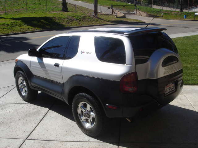 Isuzu_Pics_1-31-09_4_