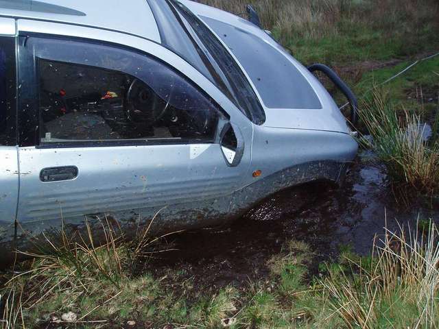 32"tyre down hole