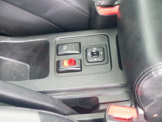g10