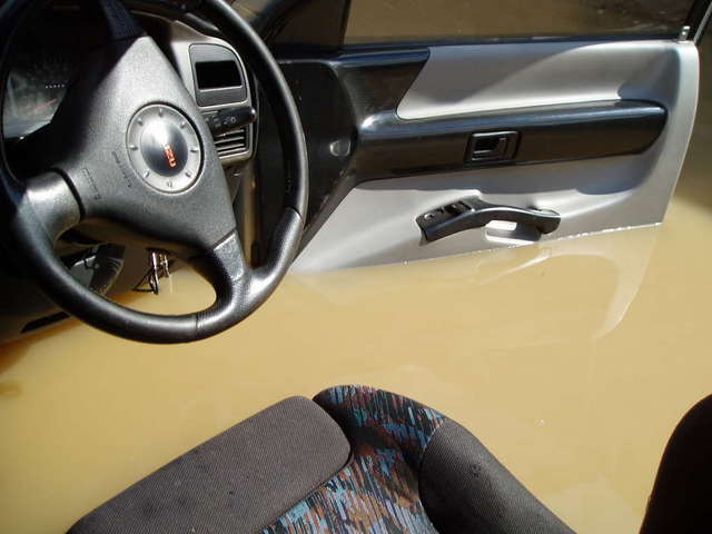 vehicross_sinking_001