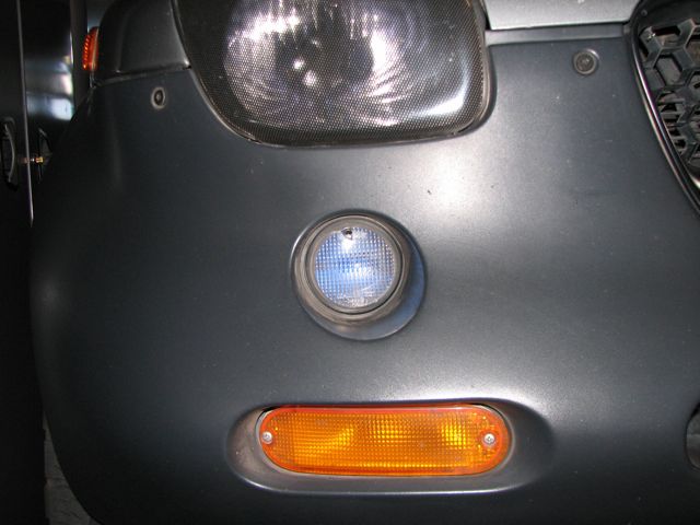 damaged parking lamp