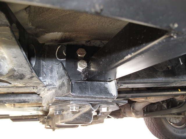Front slider mount