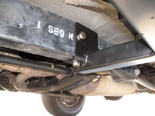 Rear slider mount