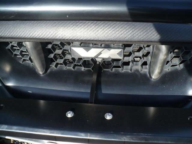 VX_Grille_bracket_upper