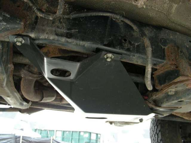 isuzu transfer case skid plate